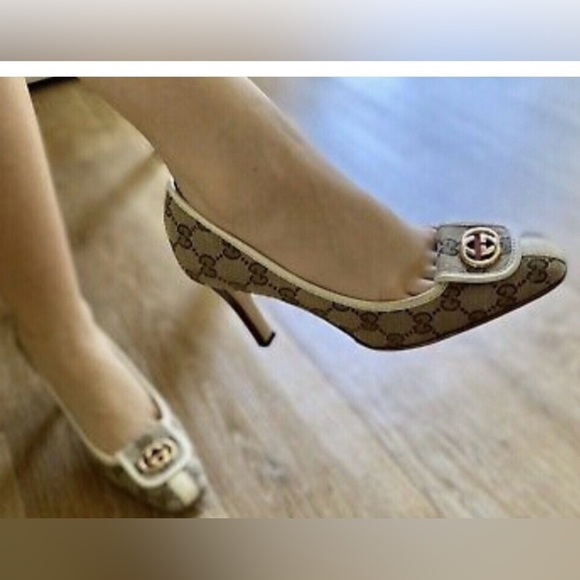 GUCCI || Vintage Supreme Monogram Canvas GG Interlocking Gold Logo Heel Pump 6 - Picture 16 of 16